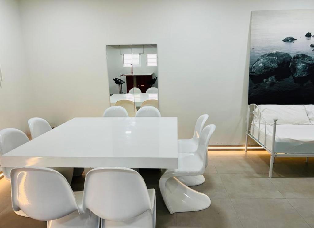 Incredible Luxury Location In Puerto Banus Beach For Families Marbella Exterior foto